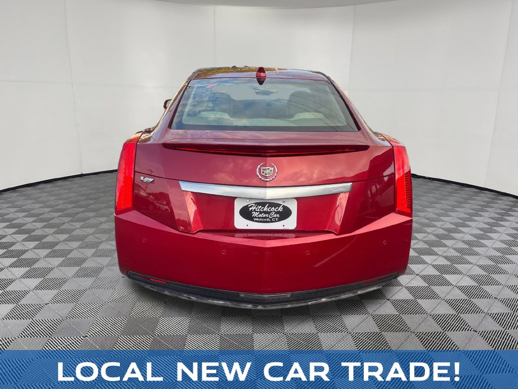 2014 Cadillac ELR view 5