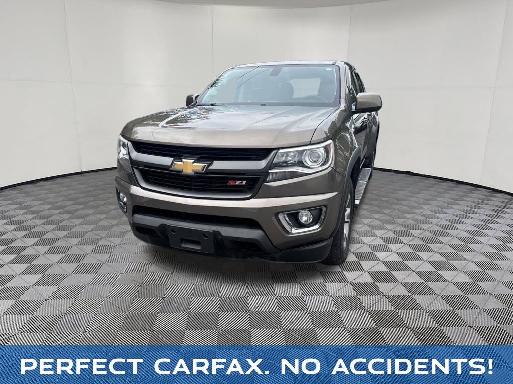 2015 Chevrolet Colorado view 3