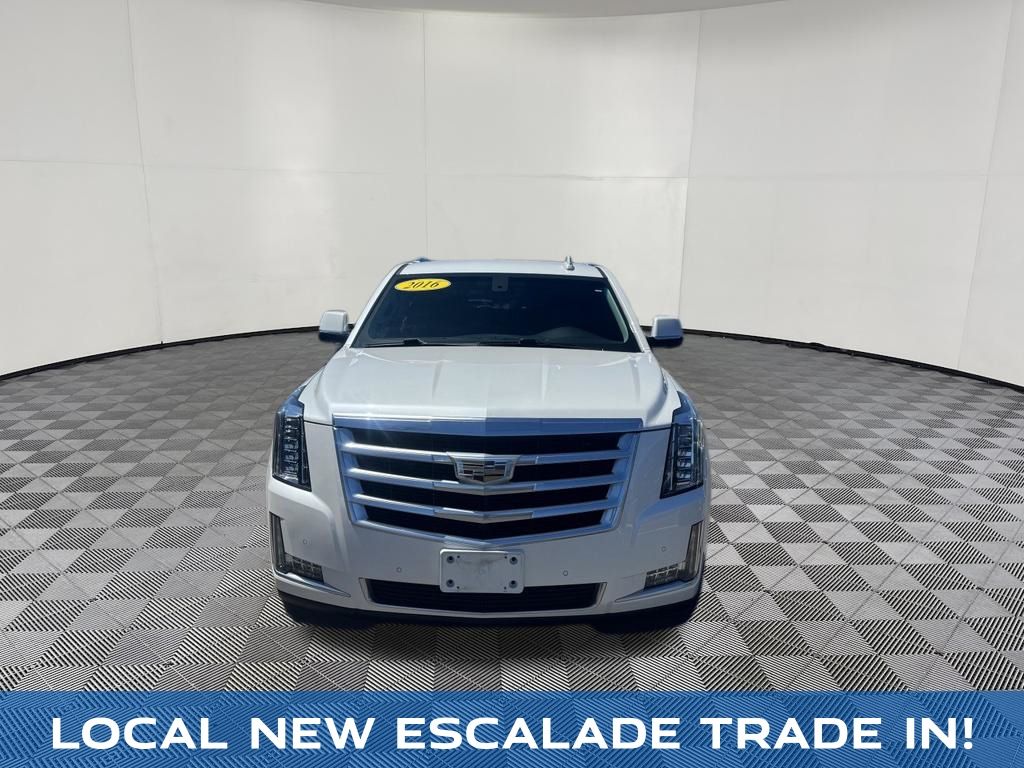 2016 Cadillac Escalade view 2