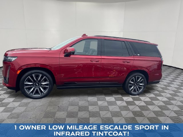 2021 Cadillac Escalade view 3