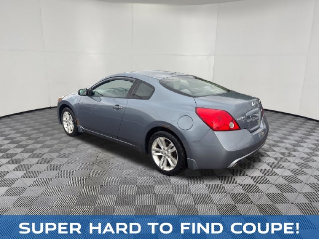 2012 Nissan Altima view 4