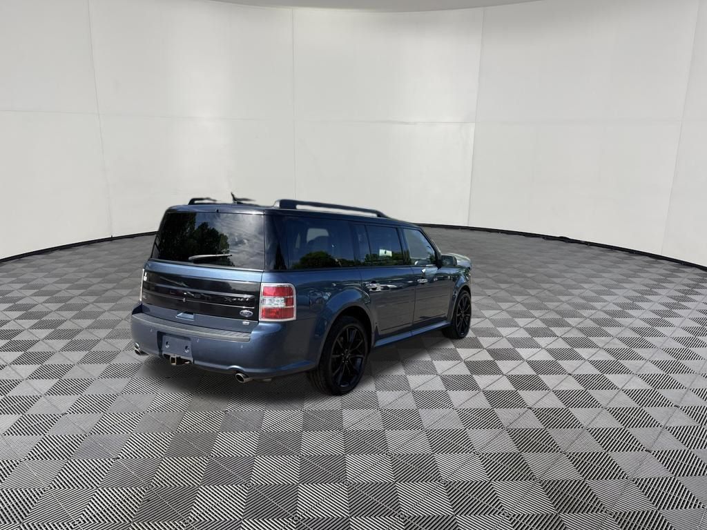 2019 Ford Flex view 5
