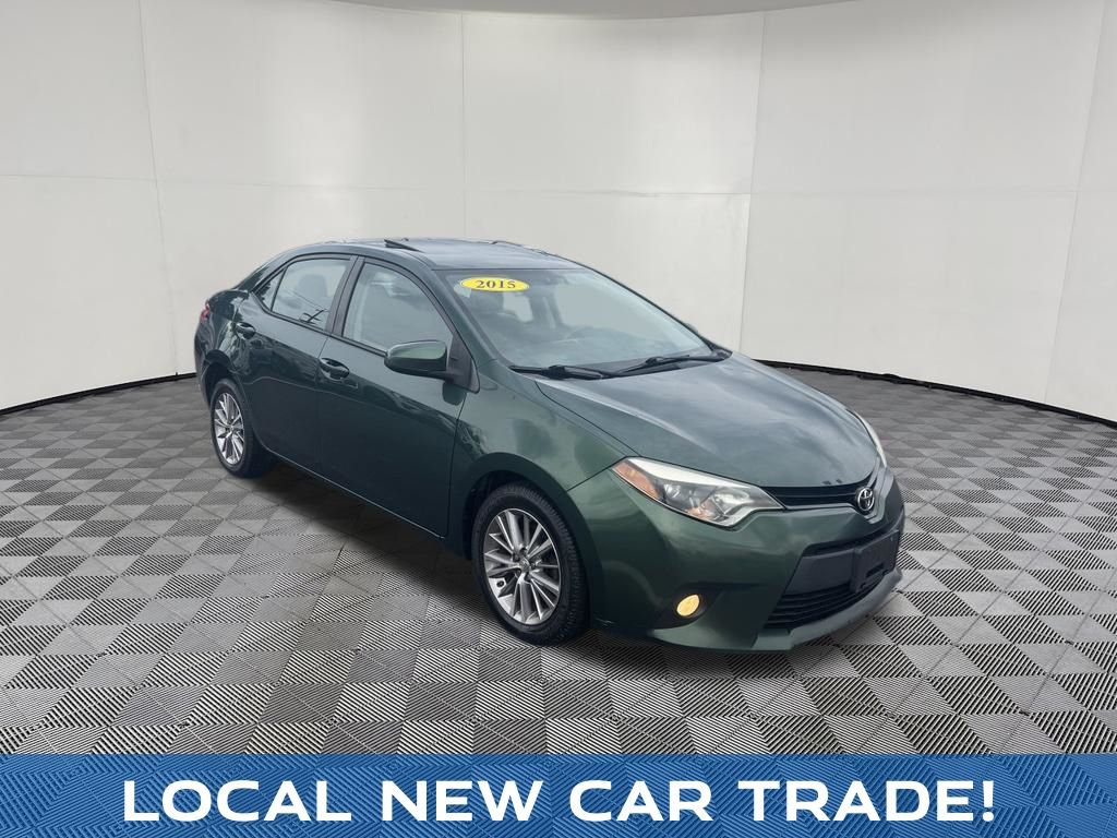 2014 Toyota Corolla view 3