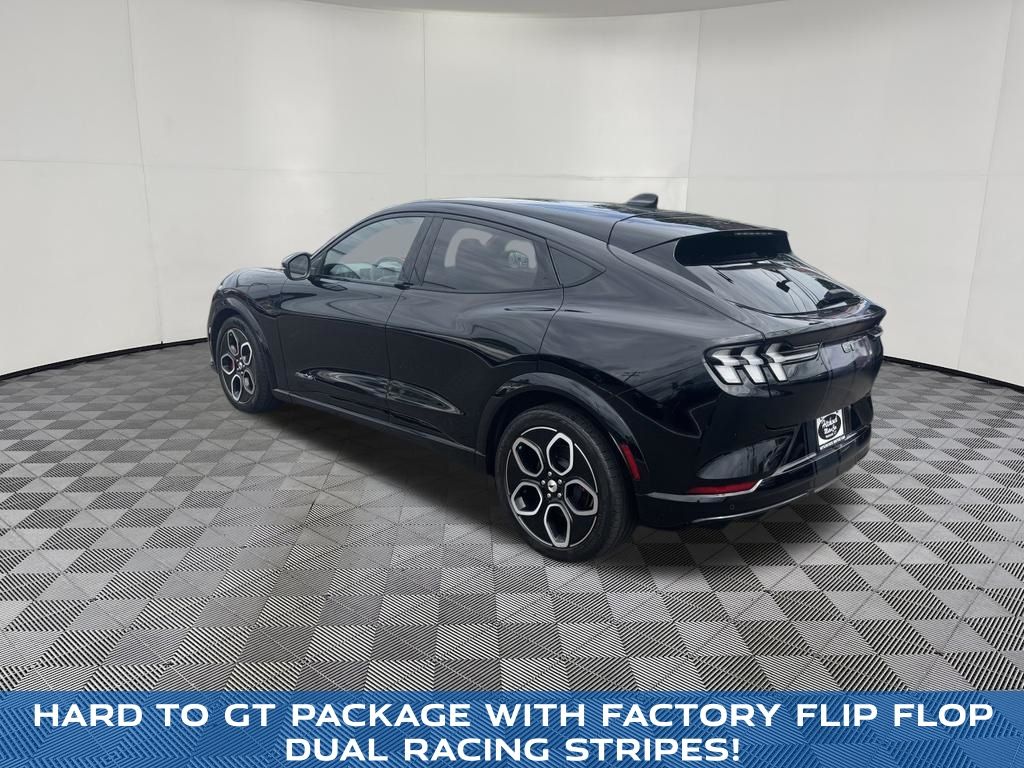 2021 Ford Mustang Mach-E view 3