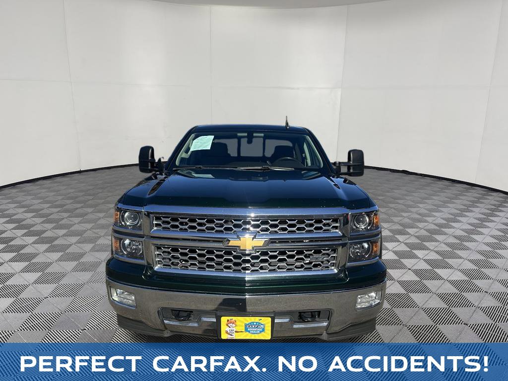 2014 Chevrolet Silverado 1500 view 3