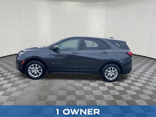 2022 Chevrolet Equinox view 3