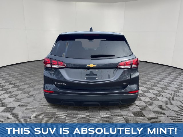 2022 Chevrolet Equinox view 5