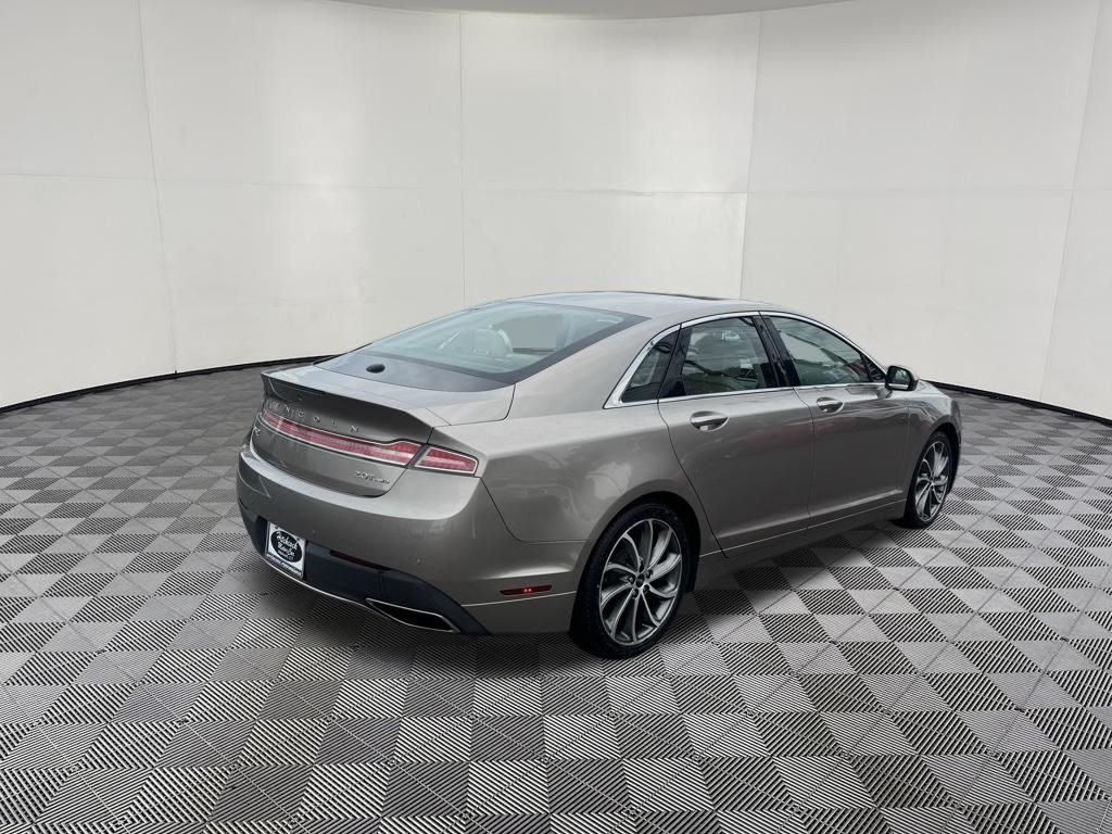 2019 Lincoln MKZ view 5