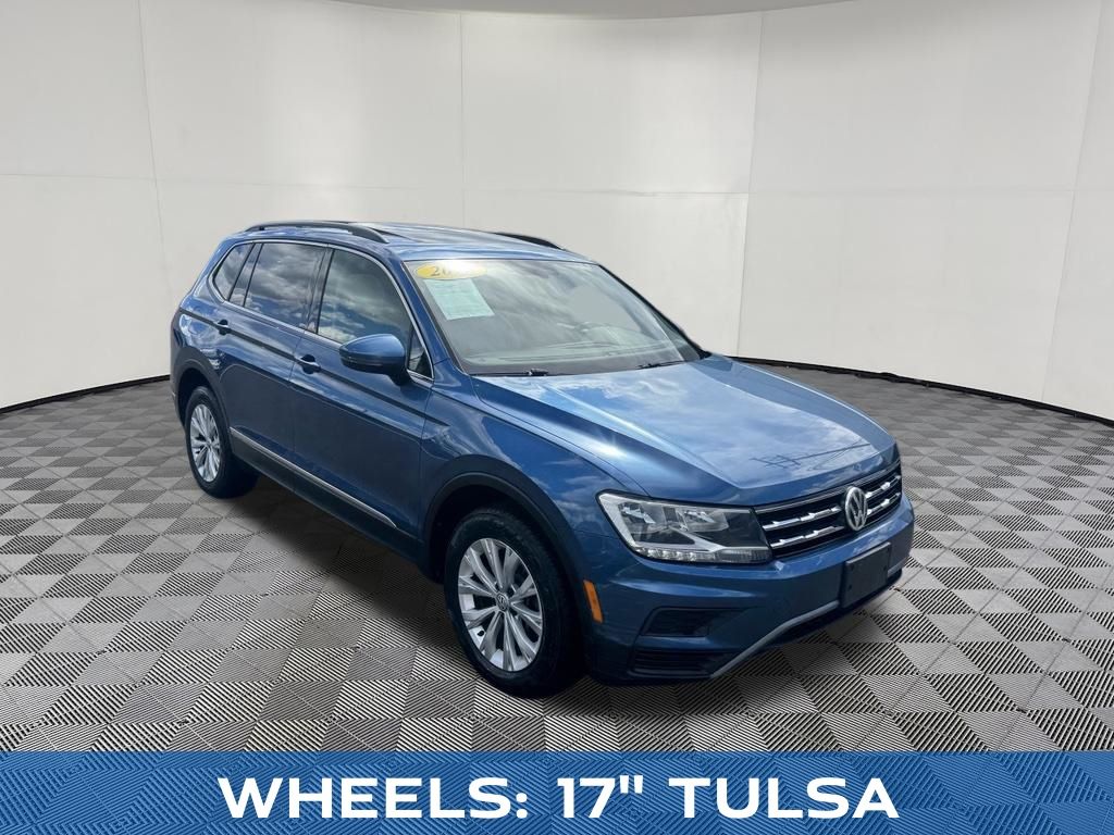 2018 Volkswagen Tiguan view 3