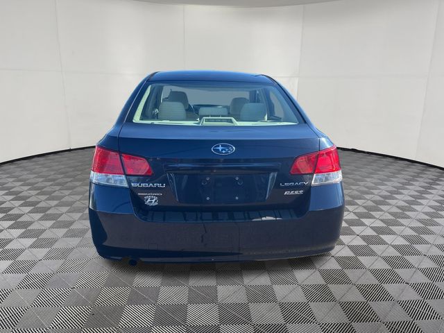 2012 Subaru Legacy view 4