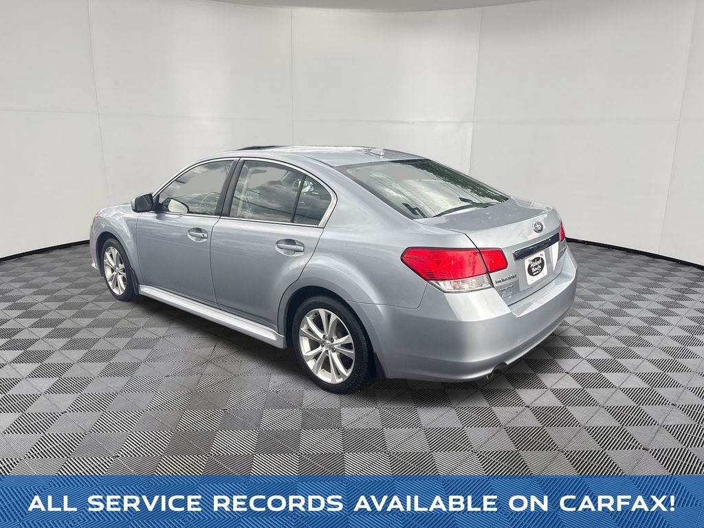 2013 Subaru Legacy view 3
