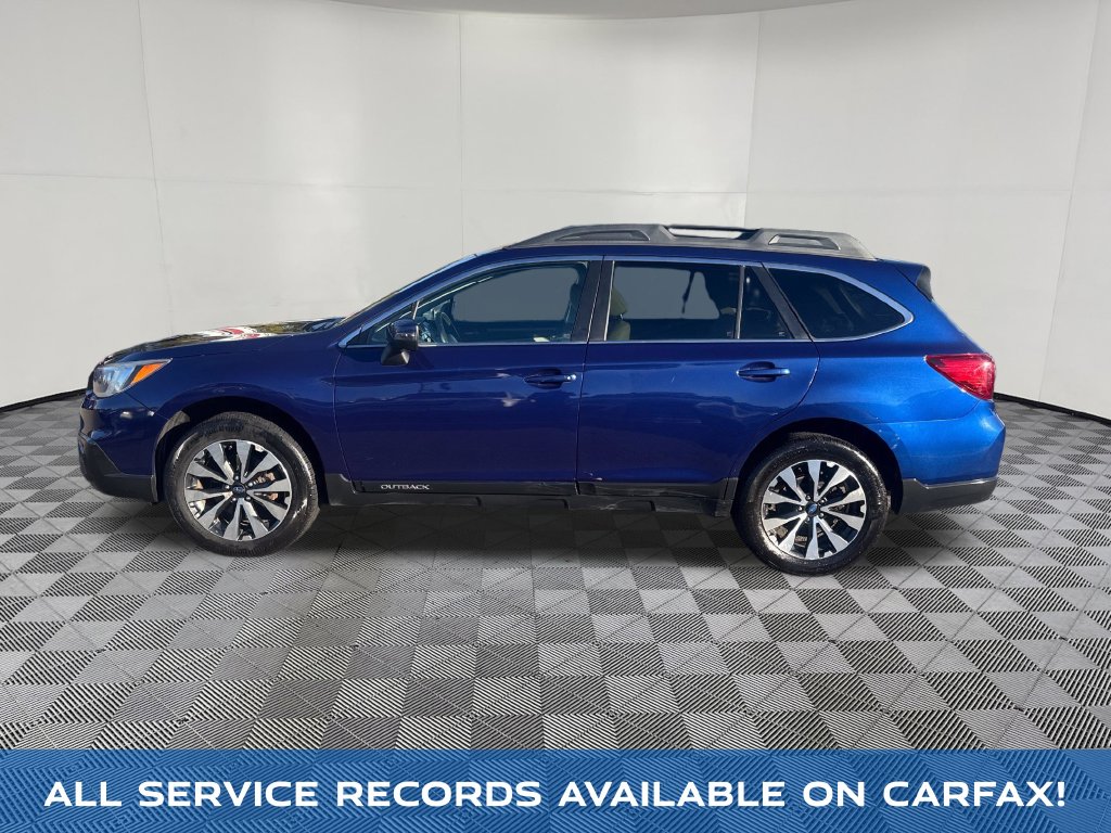 2015 Subaru Outback view 3