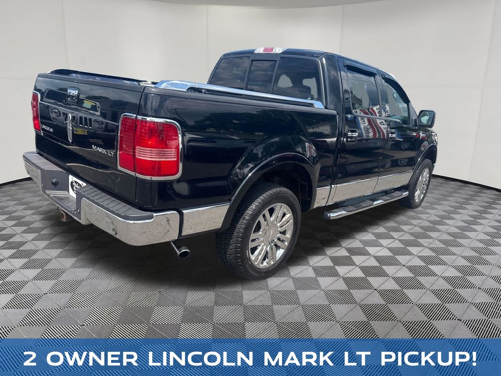 2007 Lincoln Mark LT view 5
