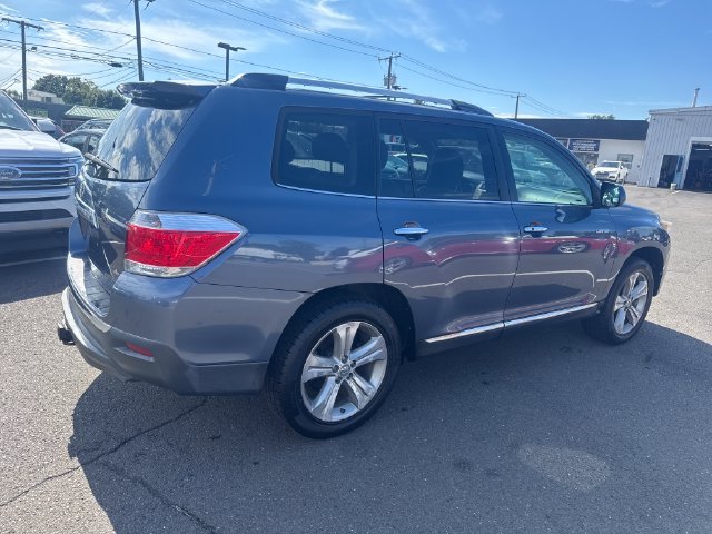 2012 Toyota Highlander view 5