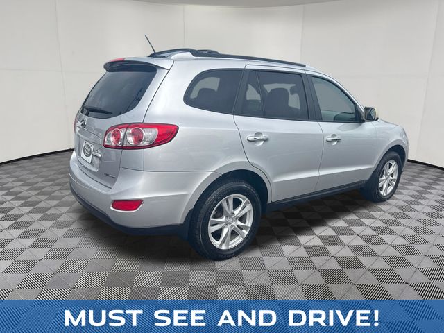 2012 Hyundai Santa Fe view 5