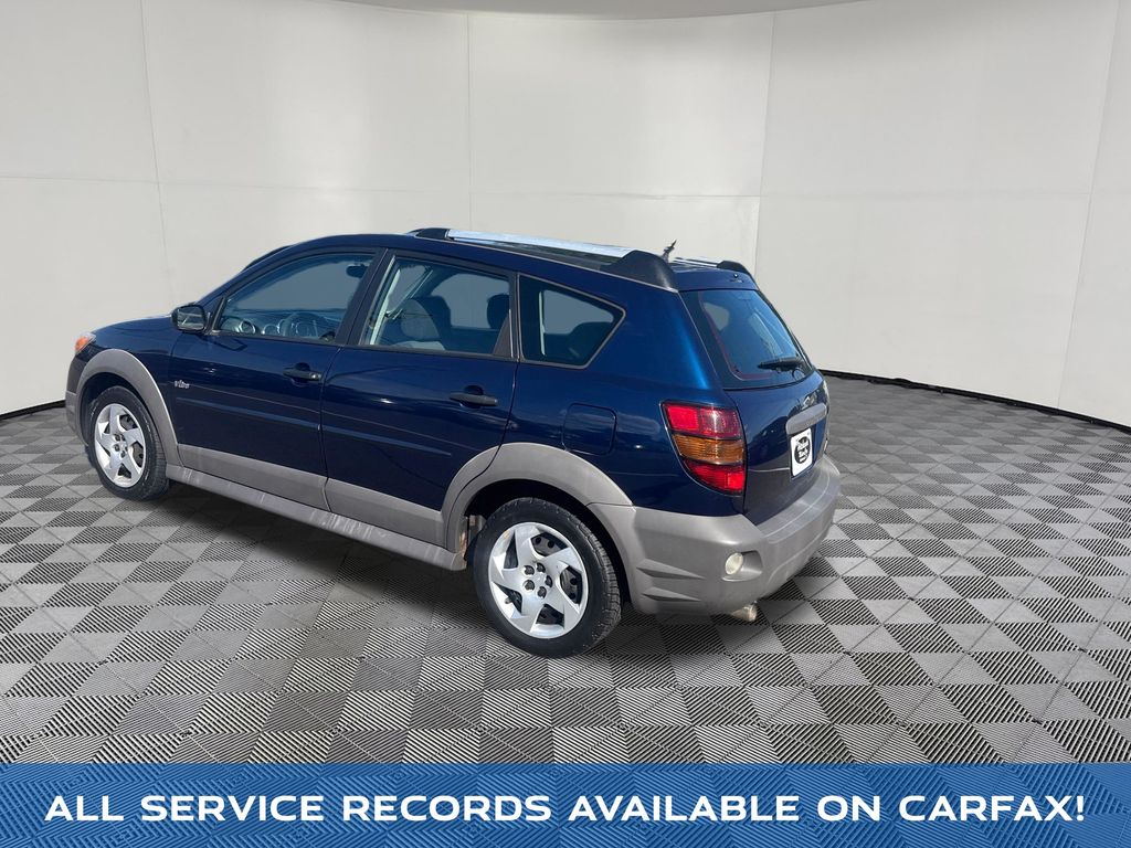 2007 Pontiac Vibe view 3