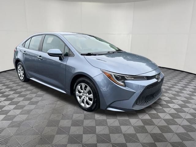 2021 Toyota Corolla view 3