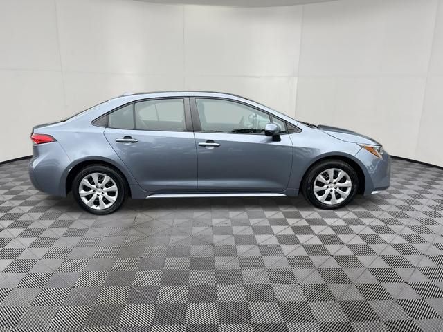 2021 Toyota Corolla view 4