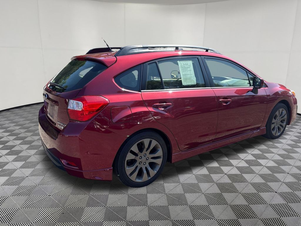 2014 Subaru Impreza view 5