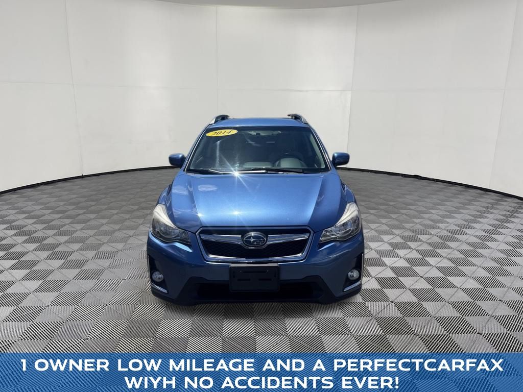 2016 Subaru Crosstrek view 2