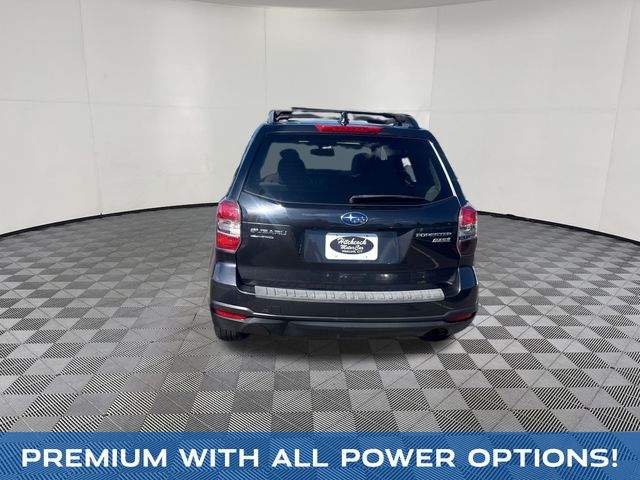 2016 Subaru Forester view 4
