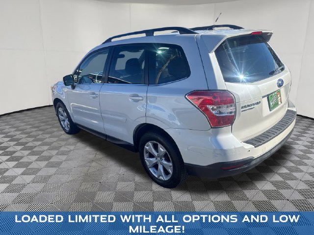2015 Subaru Forester view 4