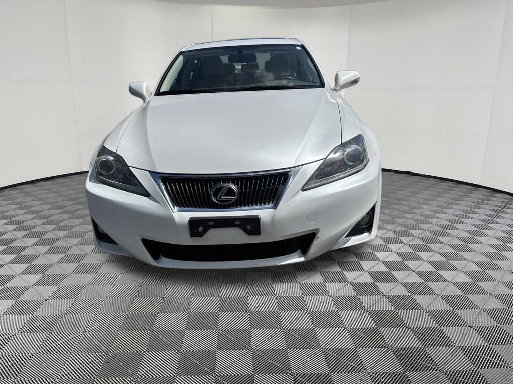2012 Lexus IS view 3