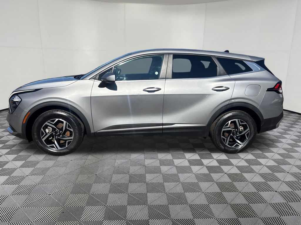 2023 Kia Sportage view 2