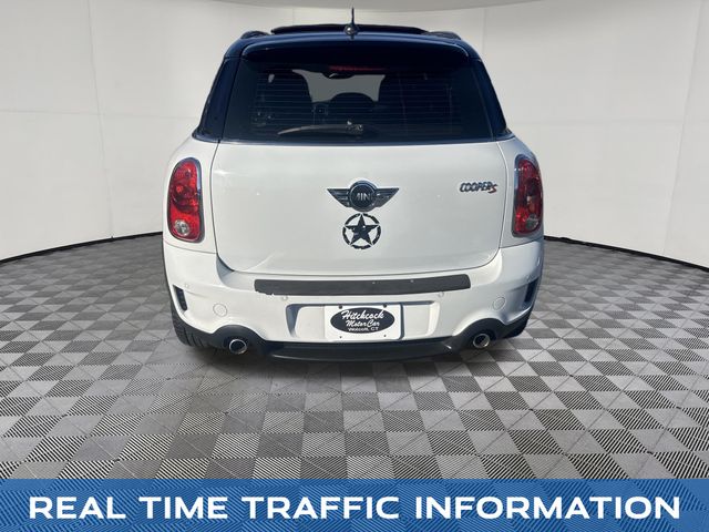 2014 MINI Cooper S Countryman view 4
