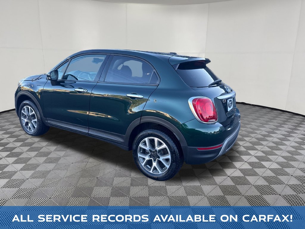 2016 Fiat 500X view 4