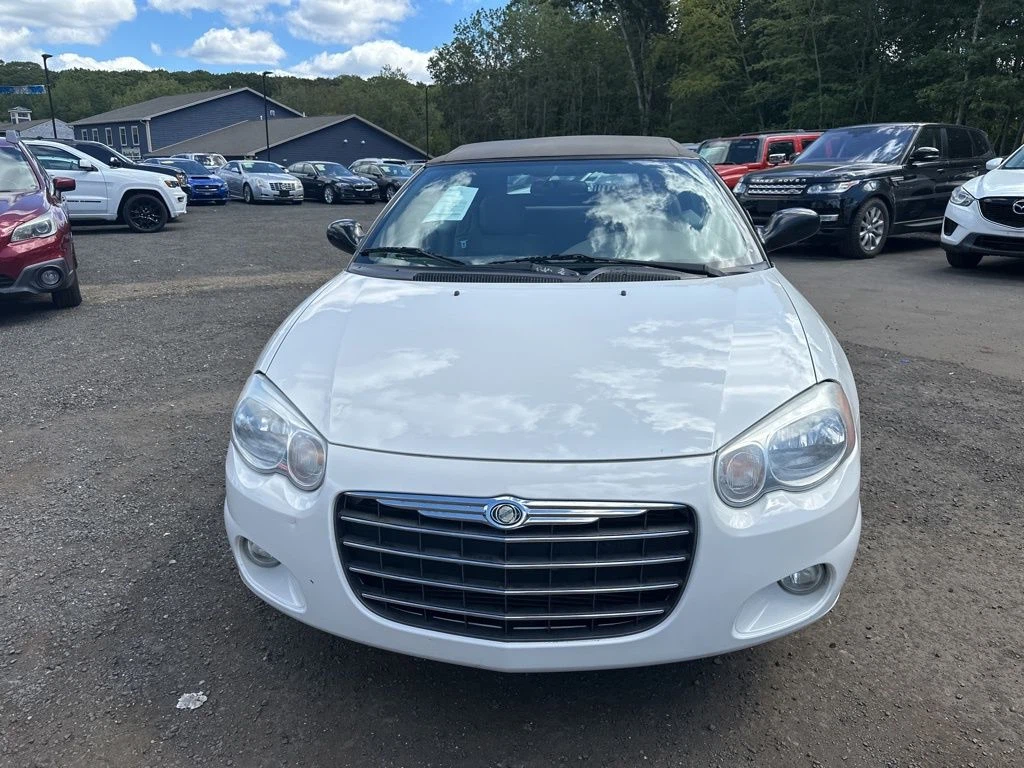 2006 Chrysler Sebring view 3