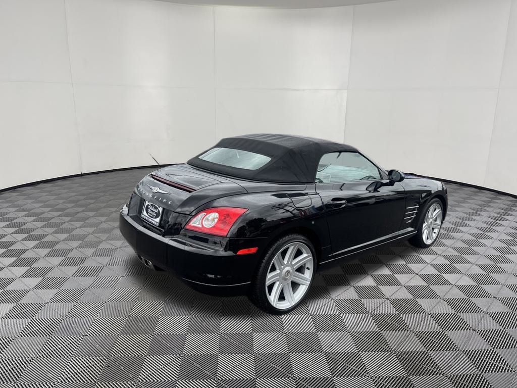 2007 Chrysler Crossfire view 5