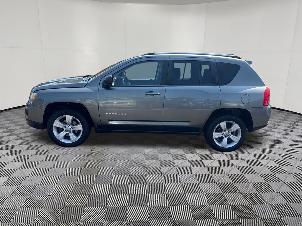 2013 Jeep Compass view 2