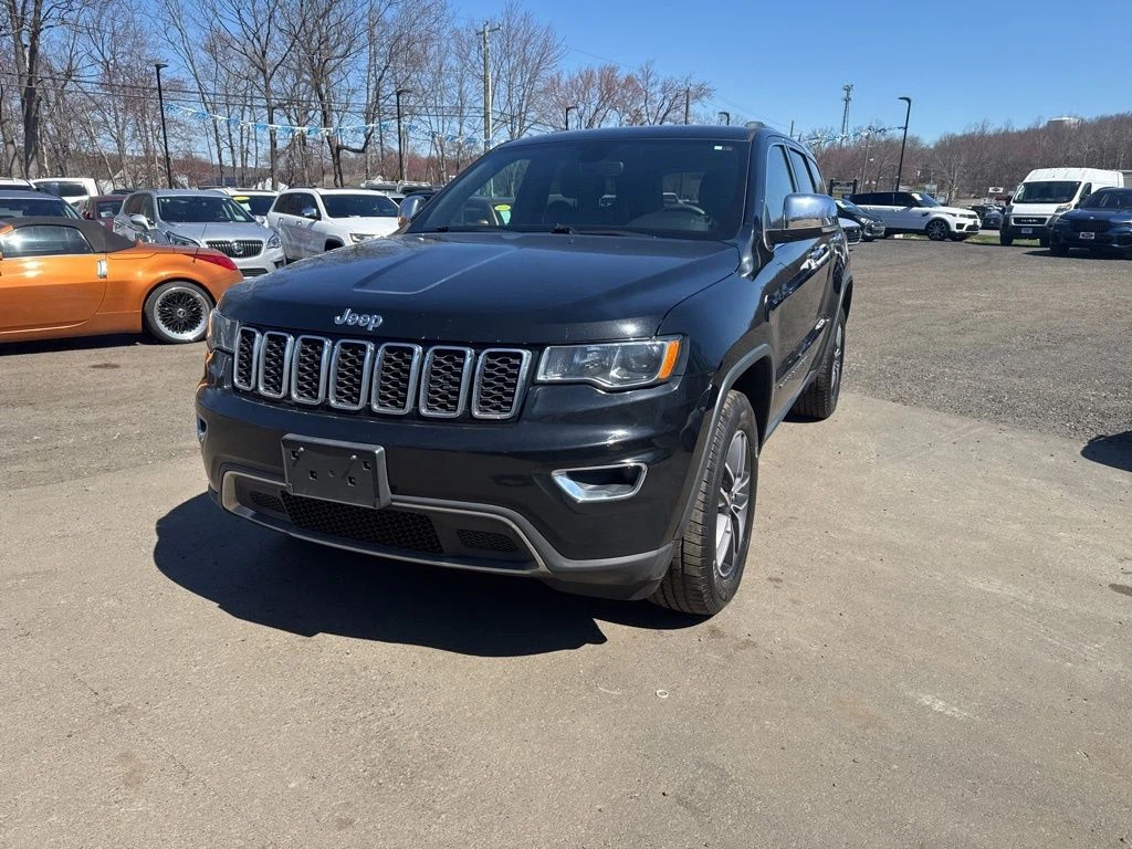 2019 Jeep Grand Cherokee view 2