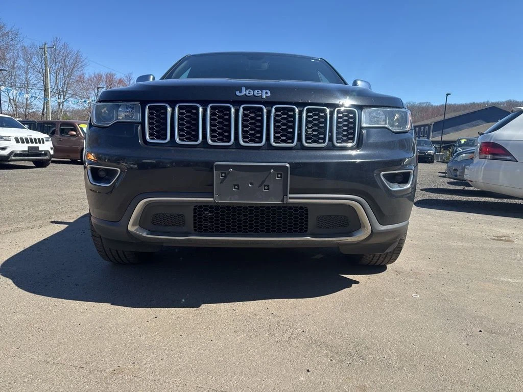 2019 Jeep Grand Cherokee view 4