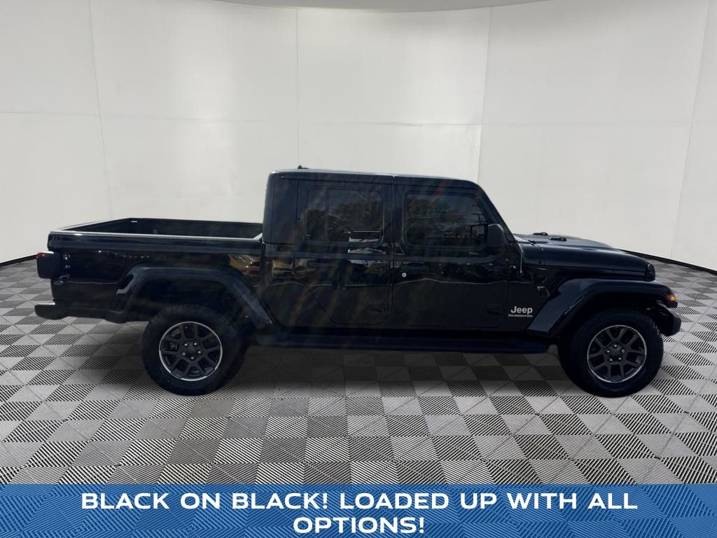 2020 Jeep Gladiator view 4