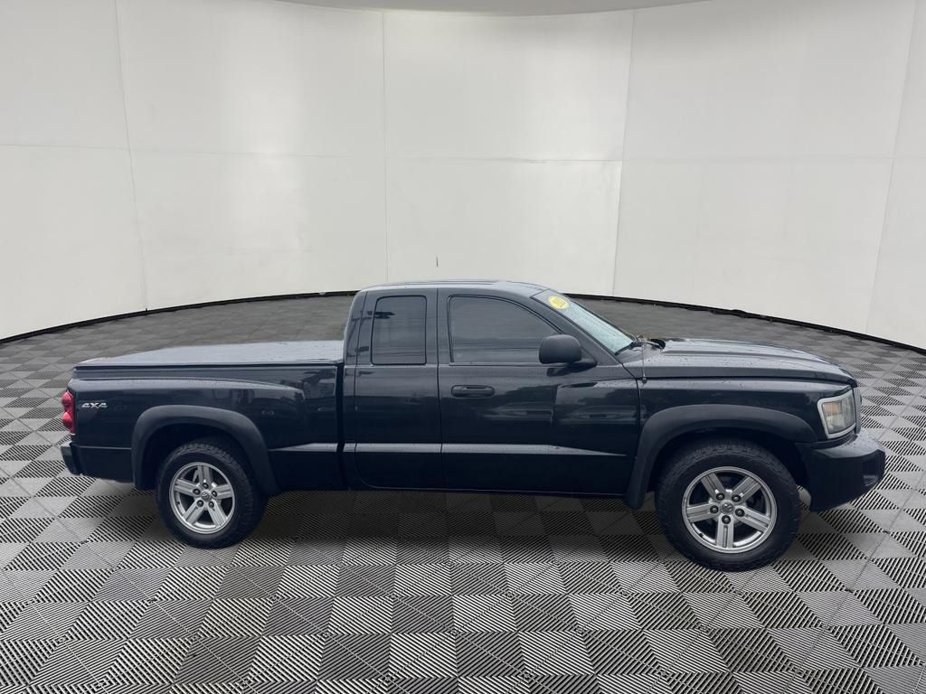 2011 Ram Dakota view 4