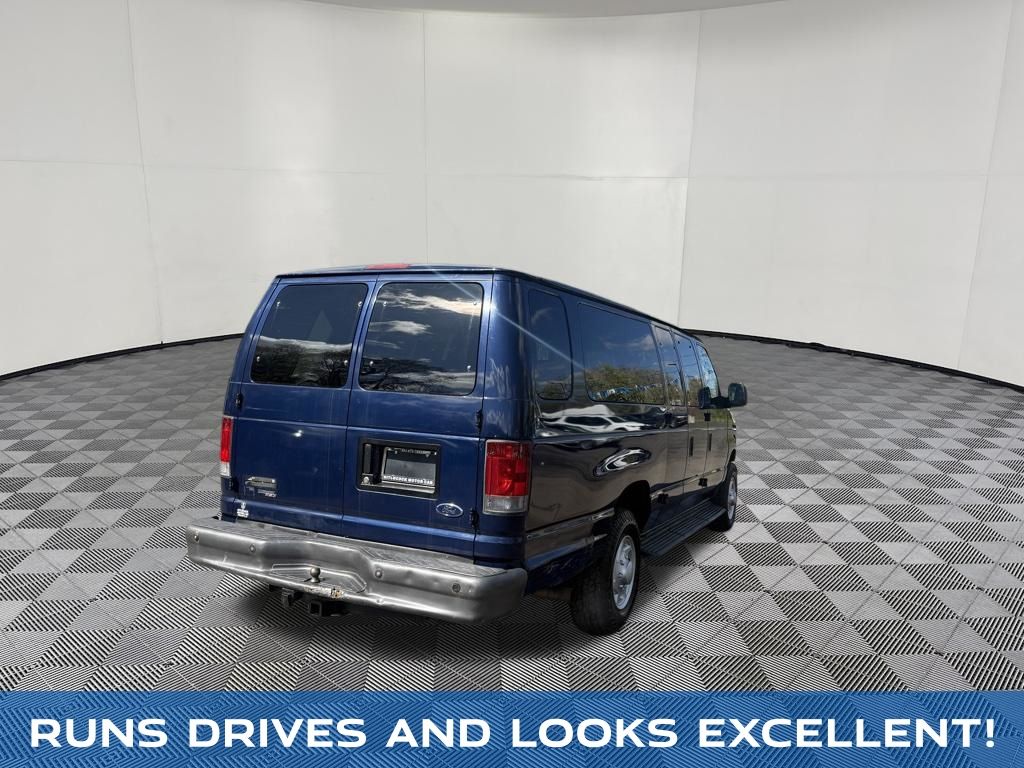 2007 Ford E-350SD view 5