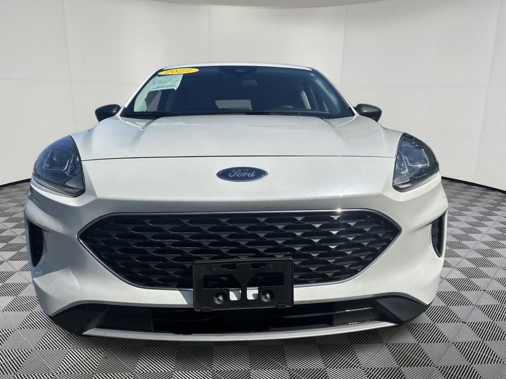 2022 Ford Escape view 5