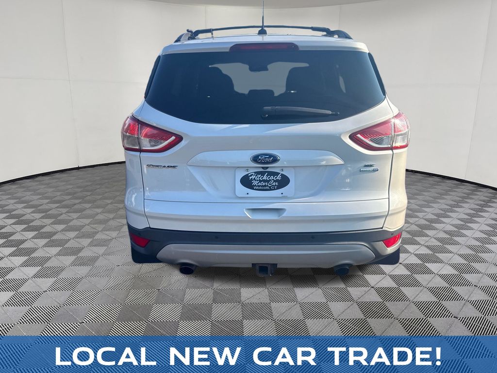 2016 Ford Escape view 4