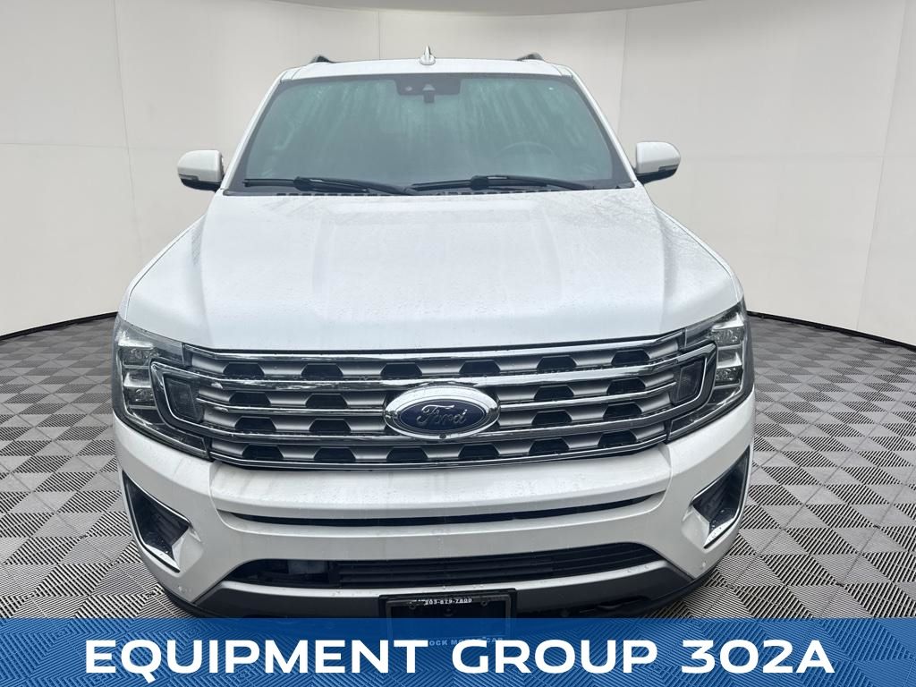 2019 Ford Expedition view 4