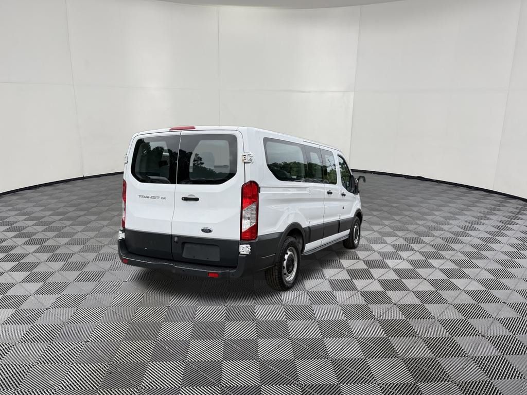 2018 Ford Transit-150 view 5