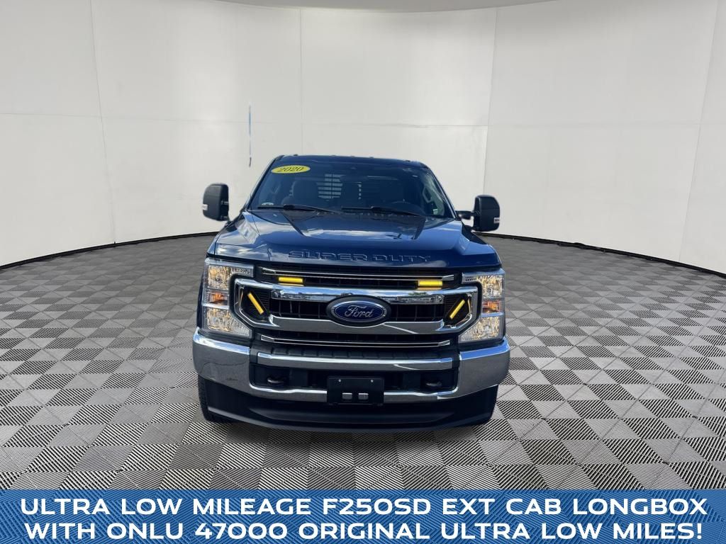 2020 Ford F-250SD view 2