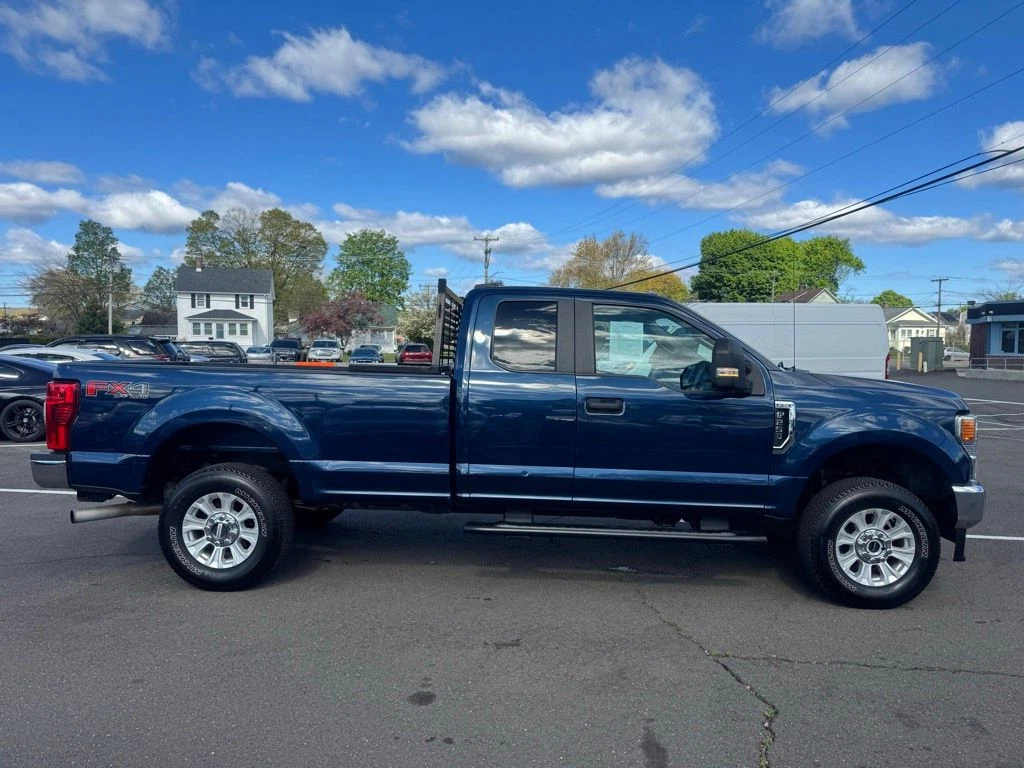 2020 Ford F-250SD view 4