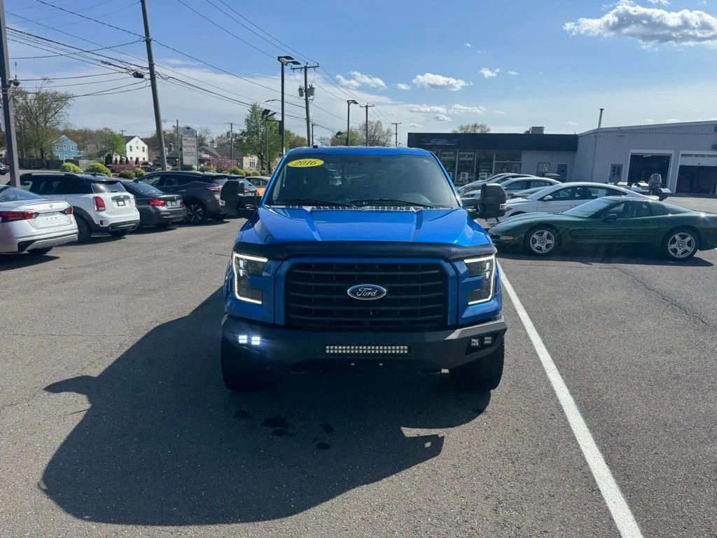 2016 Ford F-150 view 2