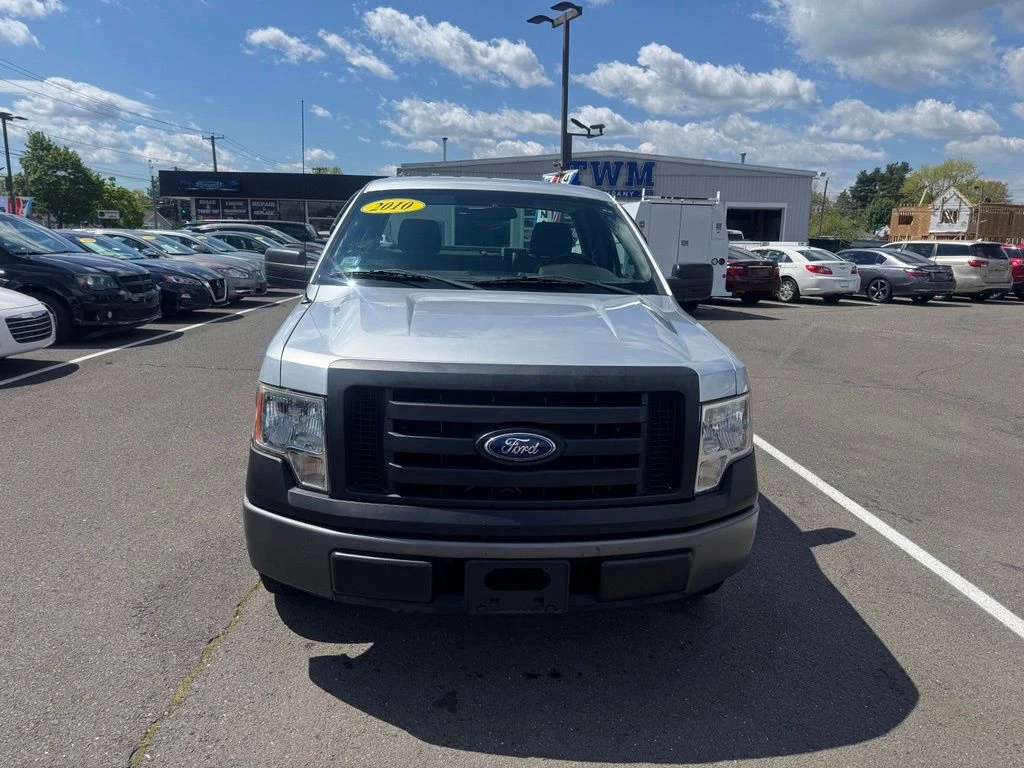 2010 Ford F-150 view 2