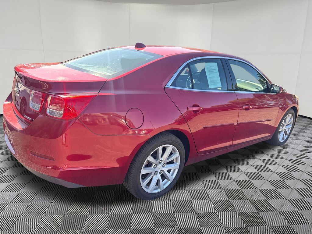 2014 Chevrolet Malibu view 5