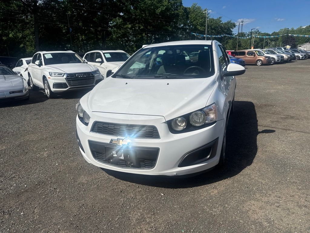 2014 Chevrolet Sonic view 2