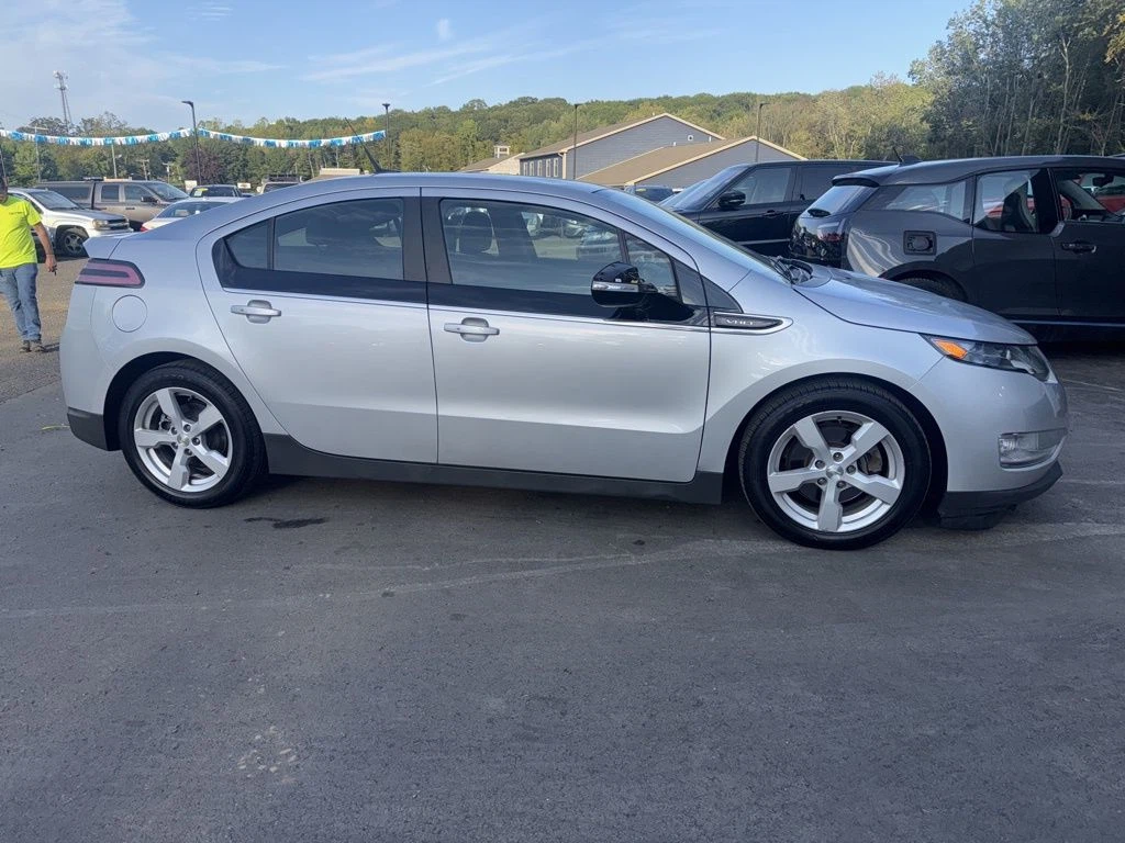 2014 Chevrolet Volt Base - Photo 10