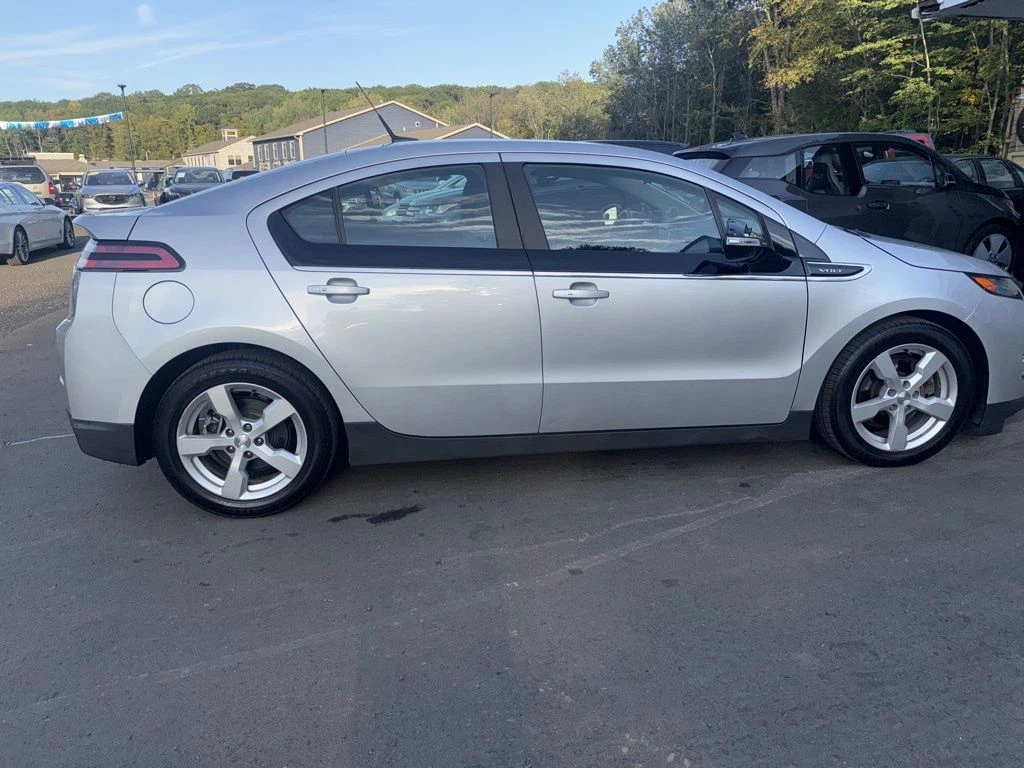 2014 Chevrolet Volt Base - Photo 11
